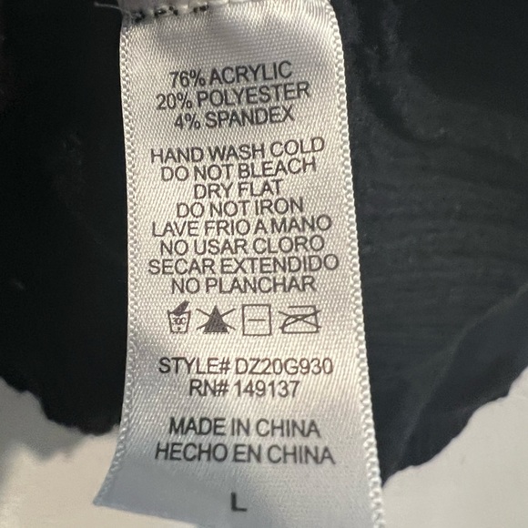 Ladies Black Sweater - Picture 4 of 4